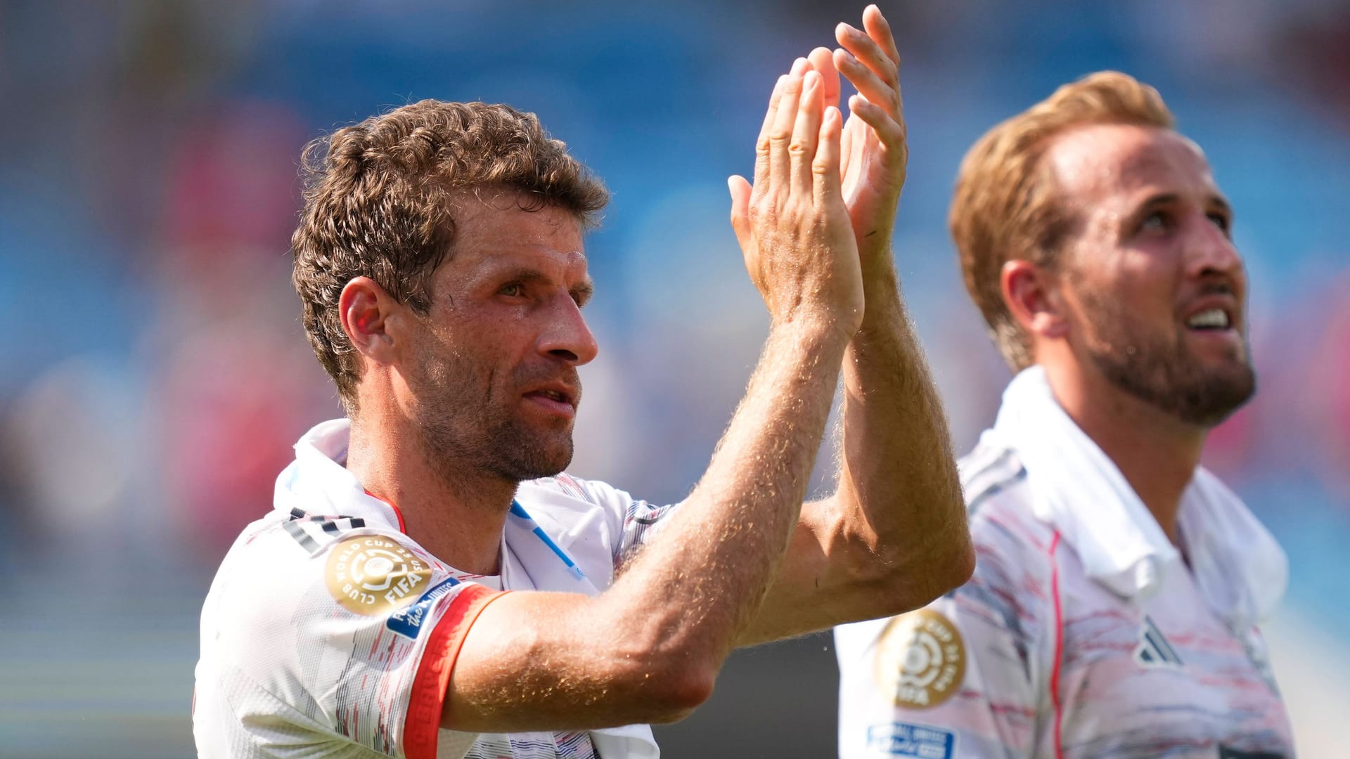 Thomas Müller (l.): Der Weltmeister spielte gegen Benfica durch. Thomas Müller (l.): Der Weltmeister spielte gegen Benfica durch.