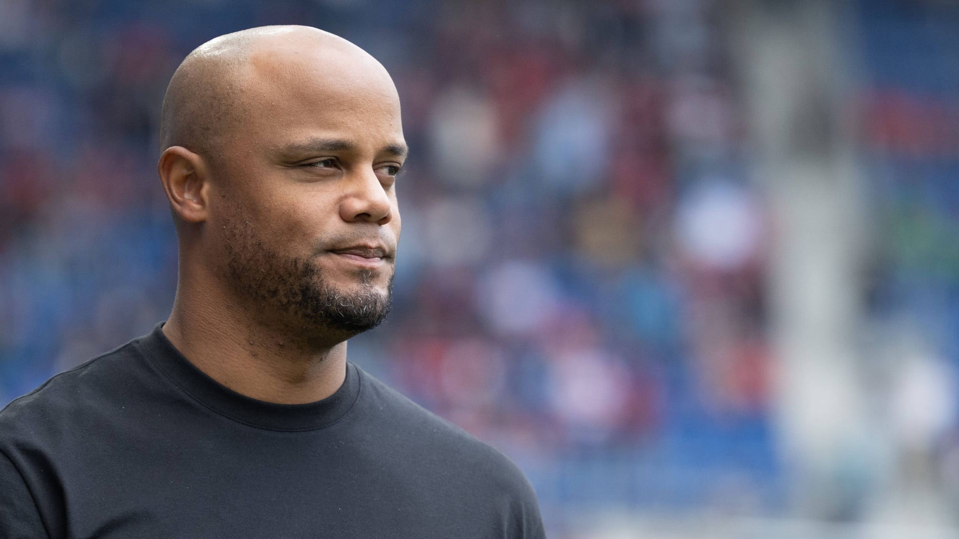 Vincent Kompany: Der Bayern-Trainer wird mit seinem Team ebenso an der Klub-WM teilnehmen wie Borussia Dortmund. Vincent Kompany: Der Bayern-Trainer wird mit seinem Team ebenso an der Klub-WM teilnehmen wie Borussia Dortmund.
