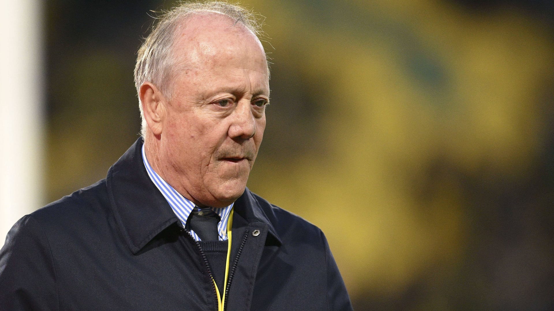 Bernard Lacombe: Er war in Frankreich unter anderem für Olympique Lyon tätig. Bernard Lacombe: Er war in Frankreich unter anderem für Olympique Lyon tätig.