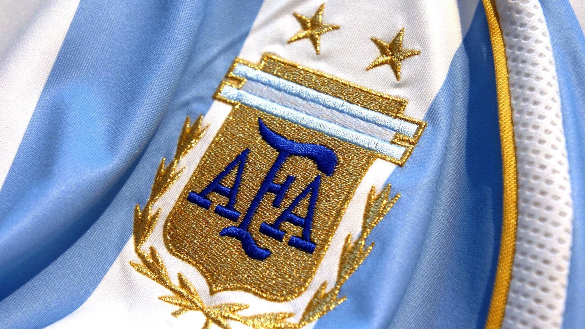 Das Logo des argentinischen Fußballverbands: Die südamerikane Fußballnation ist in Trauer. Das Logo des argentinischen Fußballverbands: Die südamerikane Fußballnation ist in Trauer.