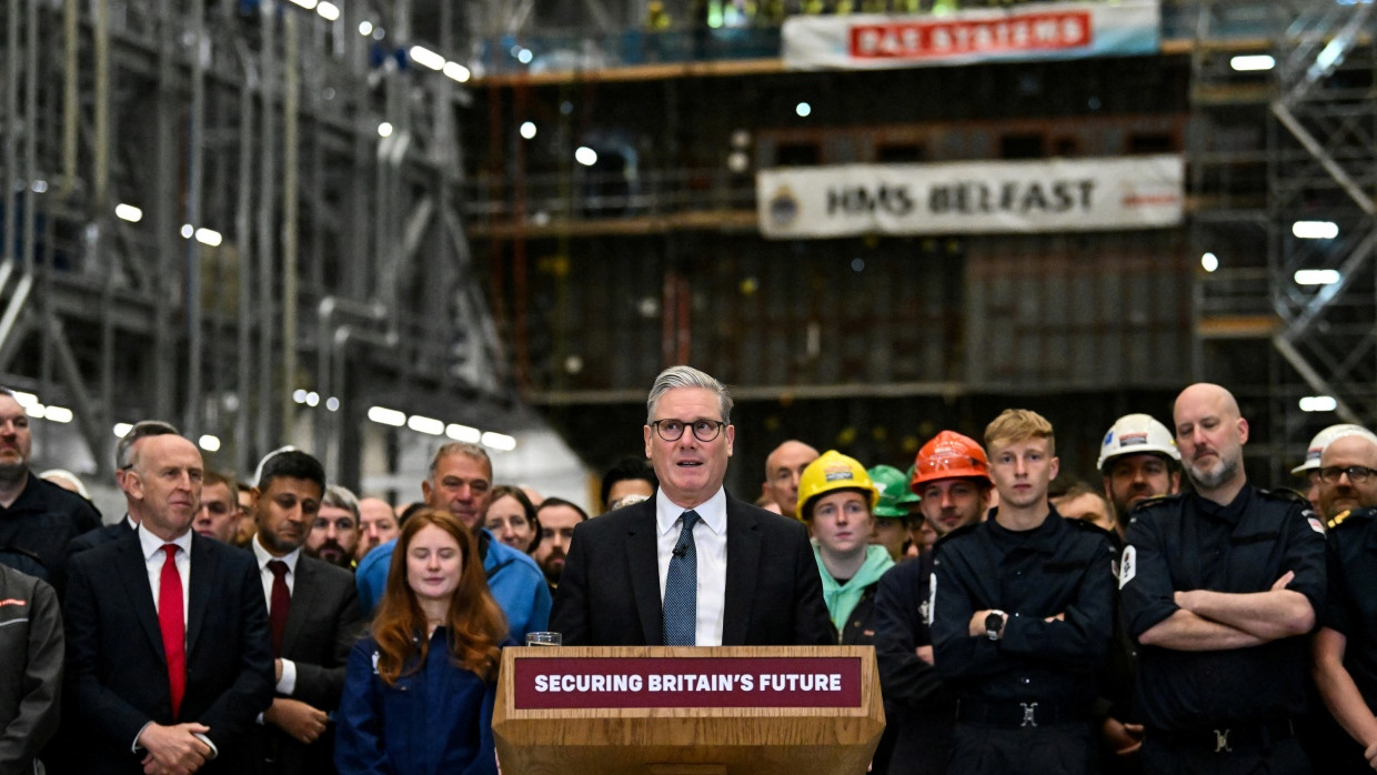 Der britische Premierminister Keir Starmer hält bei dem Rüstungskonzern BAE Systems eine Rede zu neuen Rüstungsvorhaben der Regierung in London.