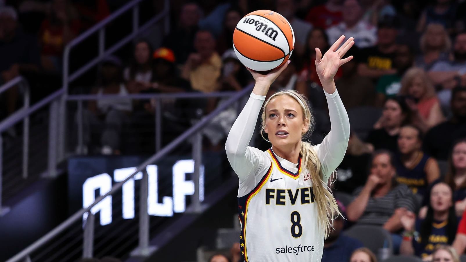 Sophie Cunningham: Sie verteidigte ihre Teamkollegin leidenschaftlich. Sophie Cunningham: Sie verteidigte ihre Teamkollegin leidenschaftlich.