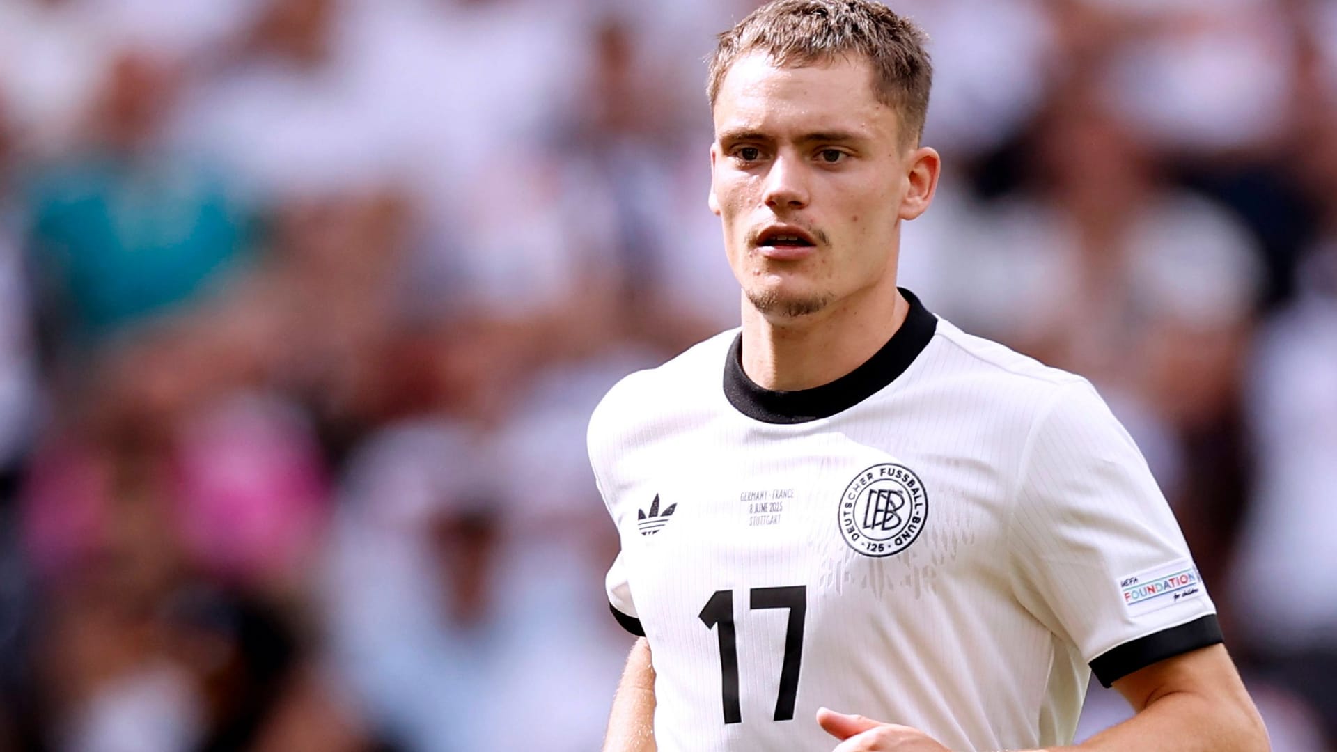 Florian Wirtz: Der Nationalspieler steht vor einem Wechsel nach England. Florian Wirtz: Der Nationalspieler steht vor einem Wechsel nach England.
