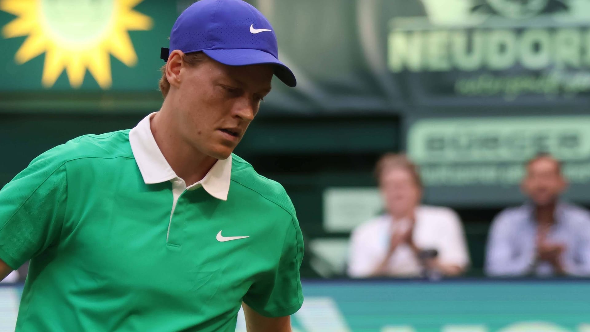 Jannik Sinner: Der Italiener hat auf Rasen noch keine Topform erreicht. Jannik Sinner: Der Italiener hat auf Rasen noch keine Topform erreicht.
