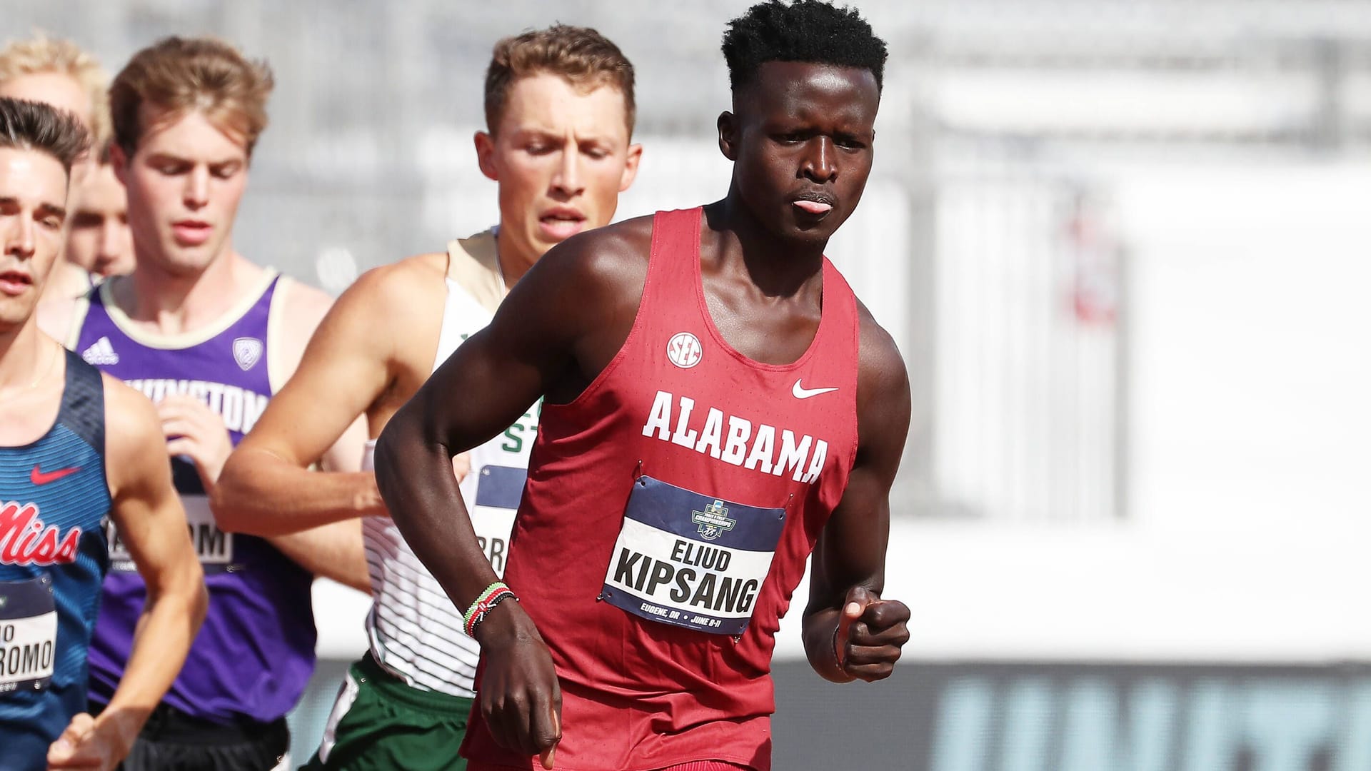Eliud Kipsang bei einem Wettbewerb im Jahr 2022: Der Keniaer schloss sich 2020 dem Leichtathletik-Programm von Alabama State an. Eliud Kipsang bei einem Wettbewerb im Jahr 2022: Der Keniaer schloss sich 2020 dem Leichtathletik-Programm von Alabama State an.
