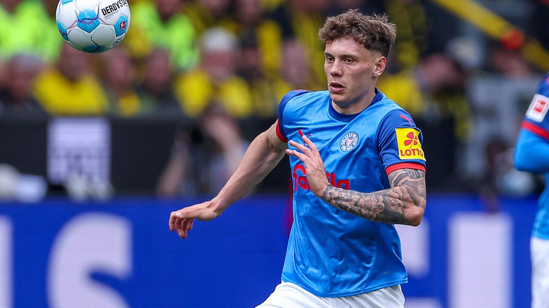 Nicolai Remberg: Der Mittelfeldmann wechselt aus Kiel zum HSV. Nicolai Remberg: Der Mittelfeldmann wechselt aus Kiel zum HSV.