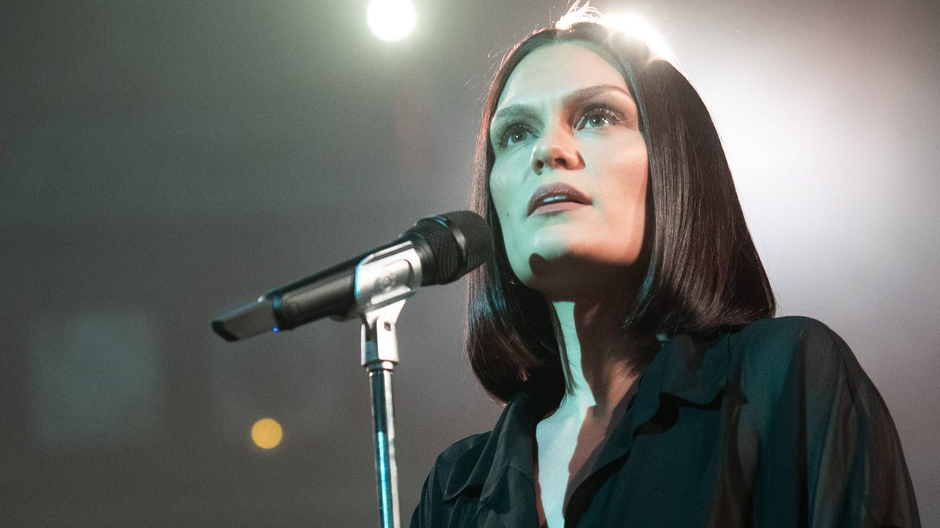 Jessie J: Sie hat Brustkrebs.