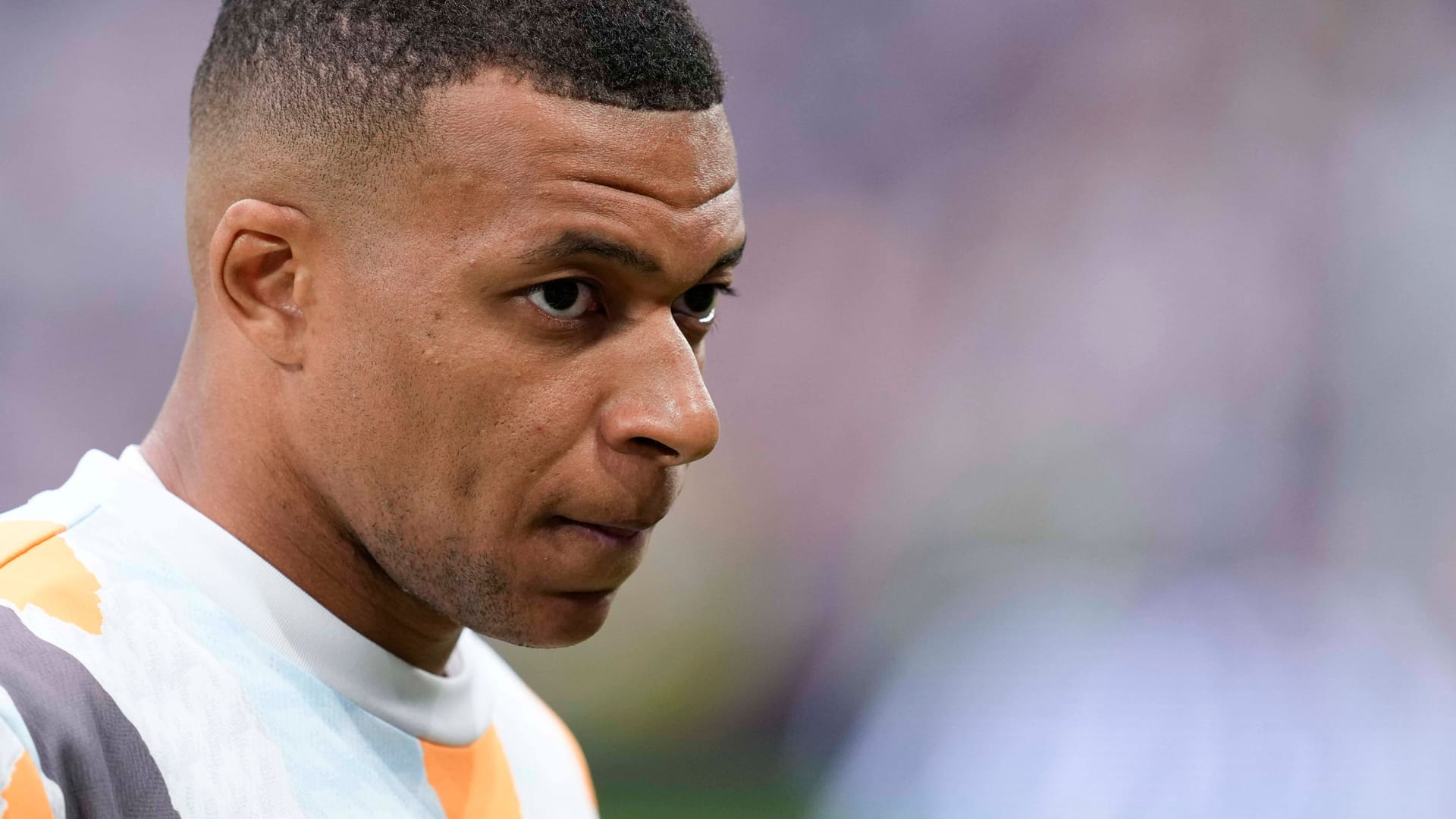 Kylian Mbappé: Der französische Superstar konnte bislang noch nicht bei der Klub-WM auflaufen. Kylian Mbappé: Der französische Superstar konnte bislang noch nicht bei der Klub-WM auflaufen.