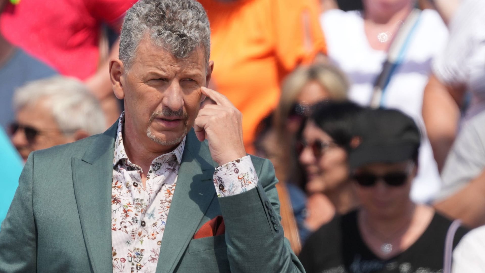 Semino Rossi 2023 im "Fernsehgarten": Der Sänger ist regelmäßiger Gast in der ZDF-Show. Semino Rossi 2023 im "Fernsehgarten": Der Sänger ist regelmäßiger Gast in der ZDF-Show.