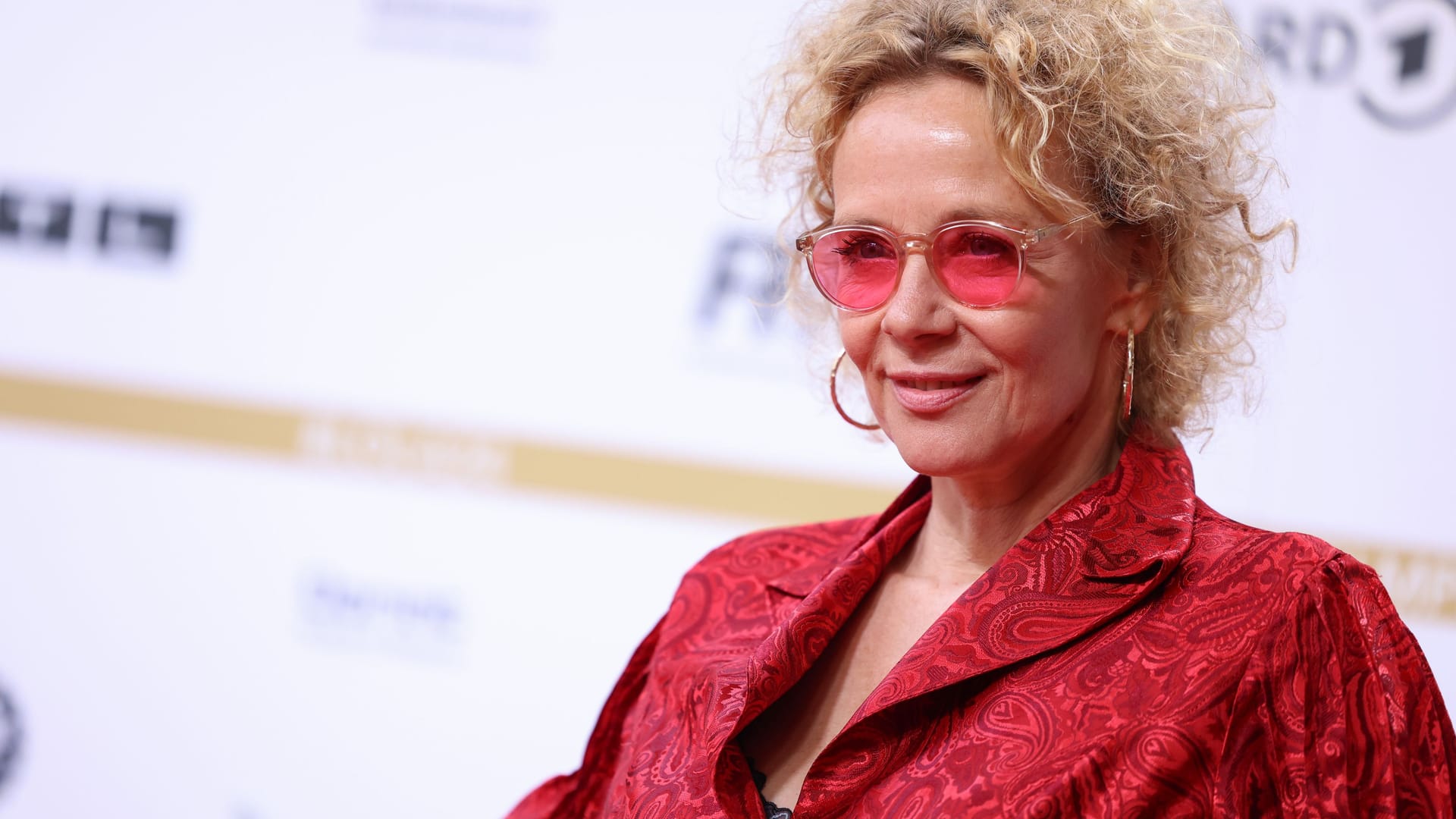 Katja Riemann: Sie steht seit über 30 Jahren vor der Kamera. Katja Riemann: Sie steht seit über 30 Jahren vor der Kamera.