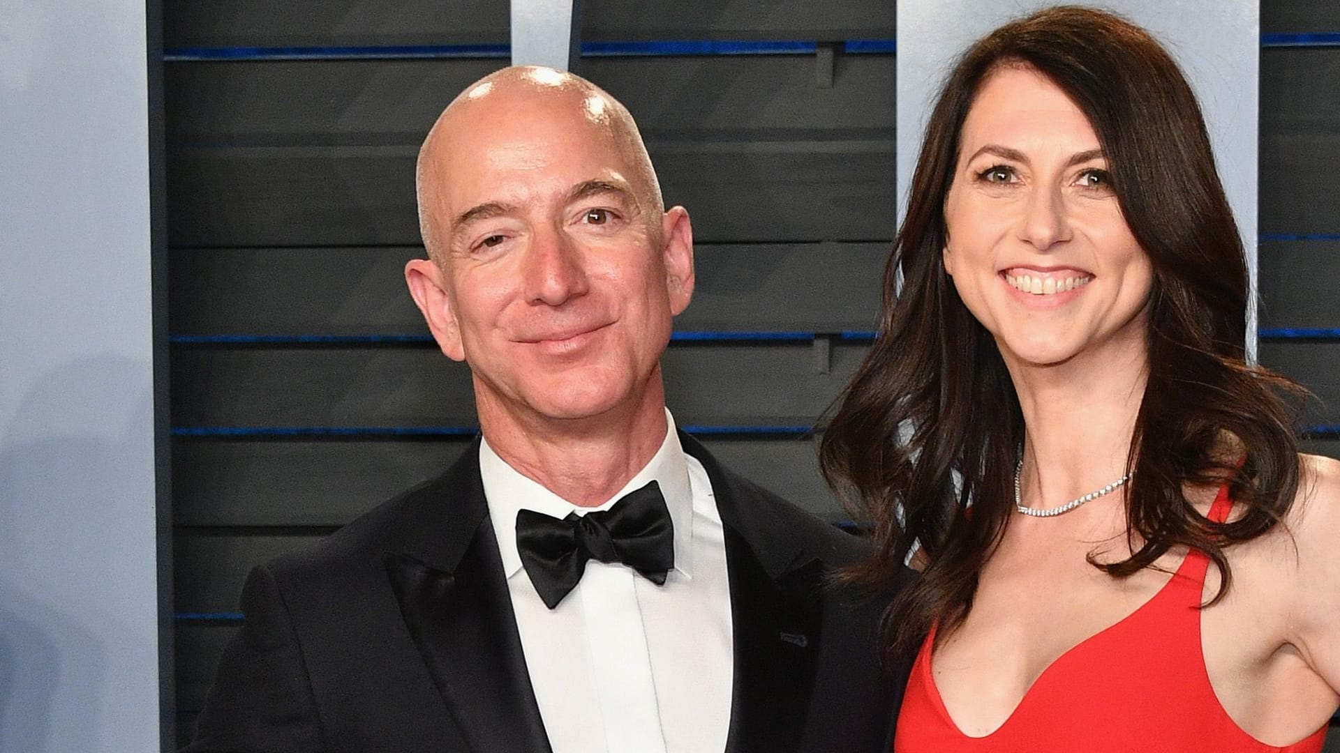 Jeff Bezos und MacKenzie Scott: Sie waren von 1992 bis 2019 ein Paar. Jeff Bezos und MacKenzie Scott: Sie waren von 1992 bis 2019 ein Paar.