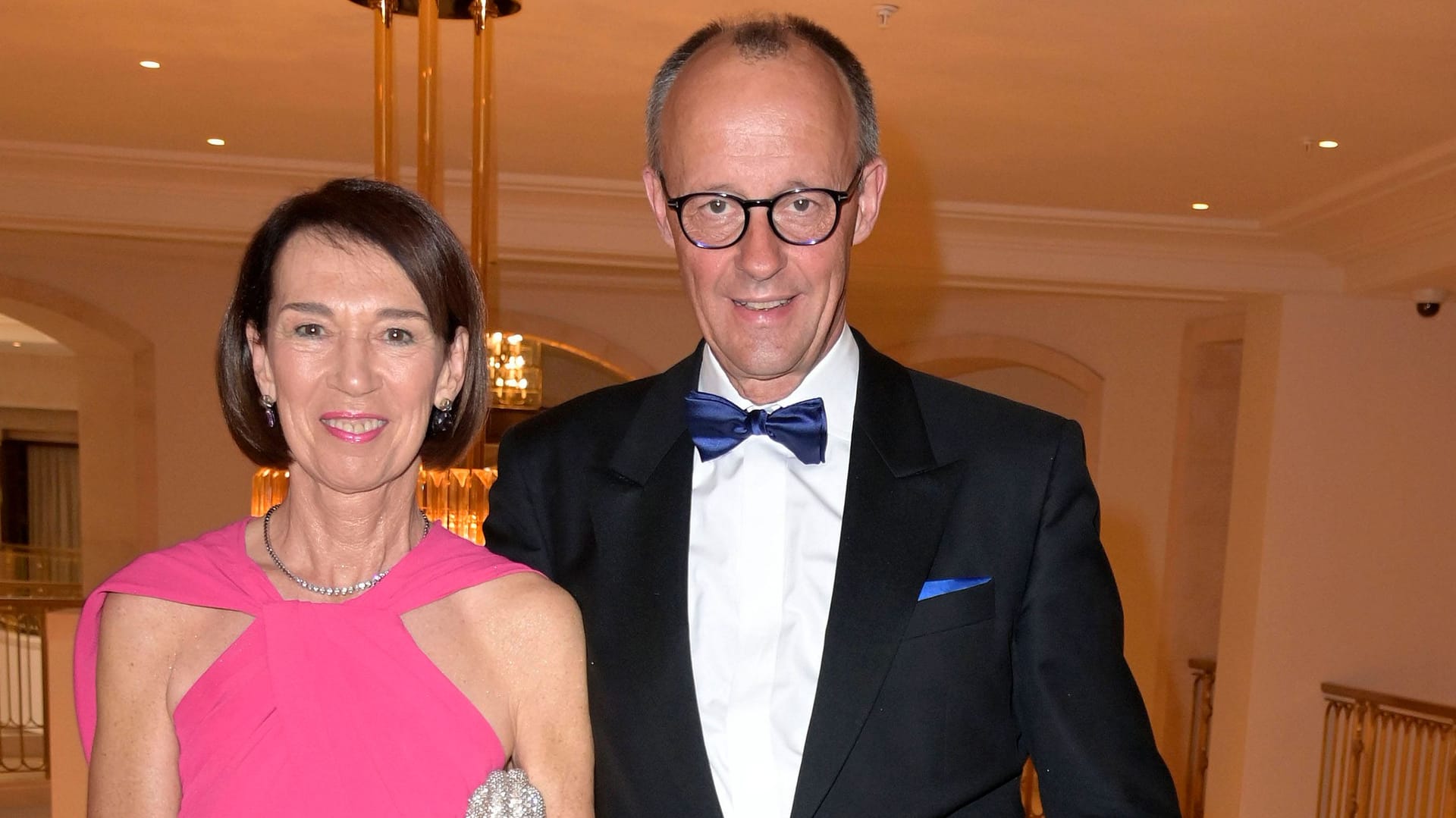 Friedrich Merz mit Ehefrau Charlotte: Die beiden sind seit 44 Jahren verheiratet. Friedrich Merz mit Ehefrau Charlotte: Die beiden sind seit 44 Jahren verheiratet.