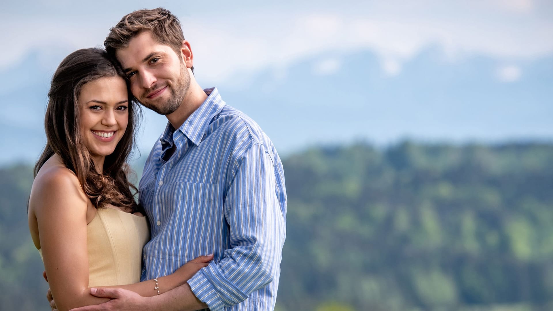 Katharina Scheuba und Elias Reichert: Sie spielen die Hauptrollen in "Sturm der Liebe". Katharina Scheuba und Elias Reichert: Sie spielen die Hauptrollen in "Sturm der Liebe".