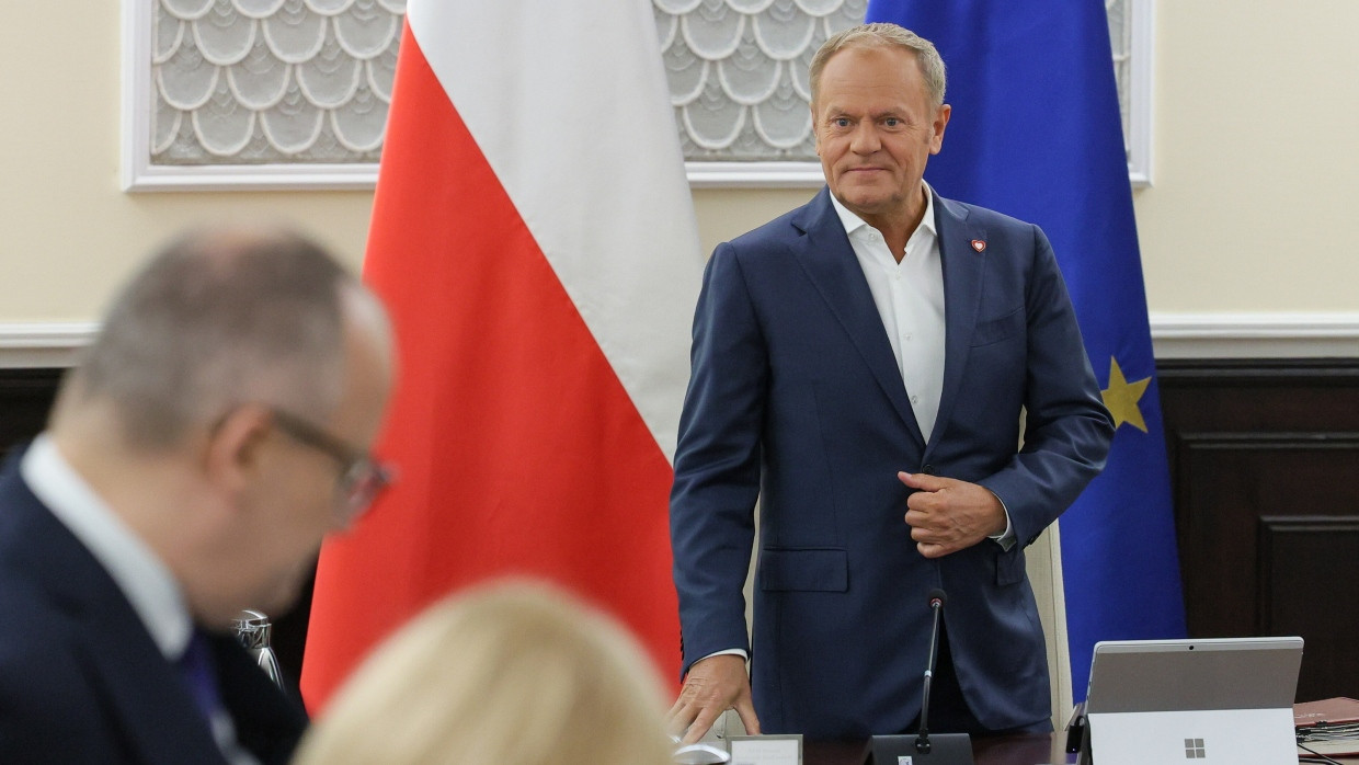 Will per Vertrauensfrage die Reihen schließen: Polens Ministerpräsident Donald Tusk während einer Regierungssitzung am Montag