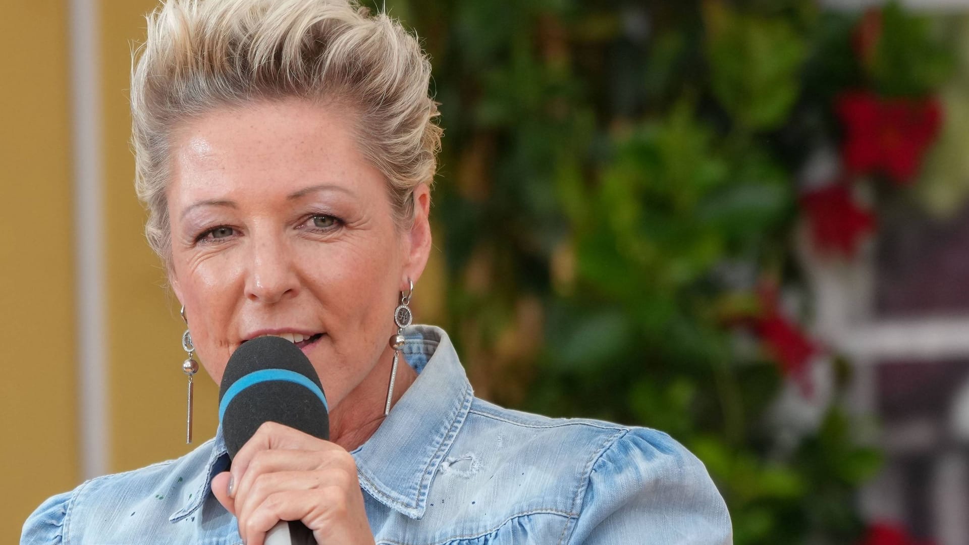 Alexandra Hofmann: Die Sängerin trat am vergangenen Sonntag bei "Immer wieder sonntags" auf. Alexandra Hofmann: Die Sängerin trat am vergangenen Sonntag bei "Immer wieder sonntags" auf.