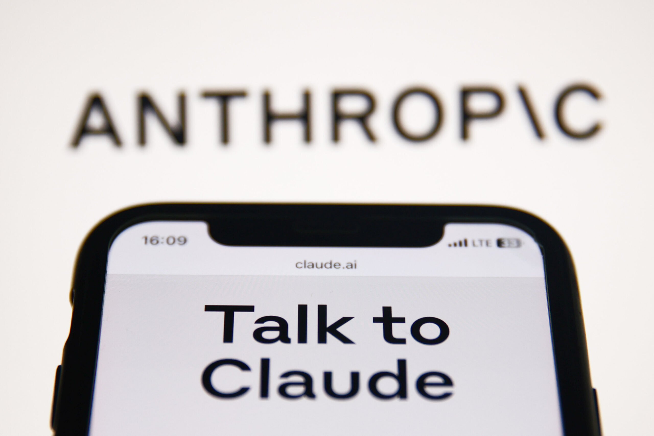 Anthropic entwickelt das KI-Modell Claude.