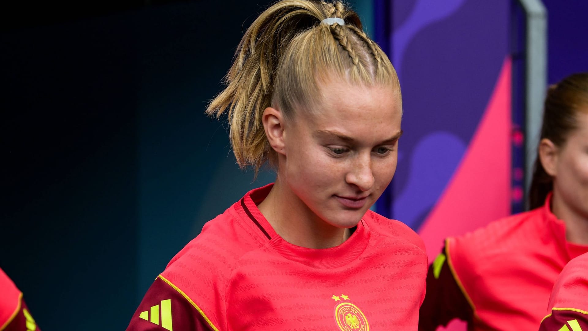 Janina Minge: Sie läuft derzeit für die Nationalmannschaft auf. Janina Minge: Sie läuft derzeit für die Nationalmannschaft auf.