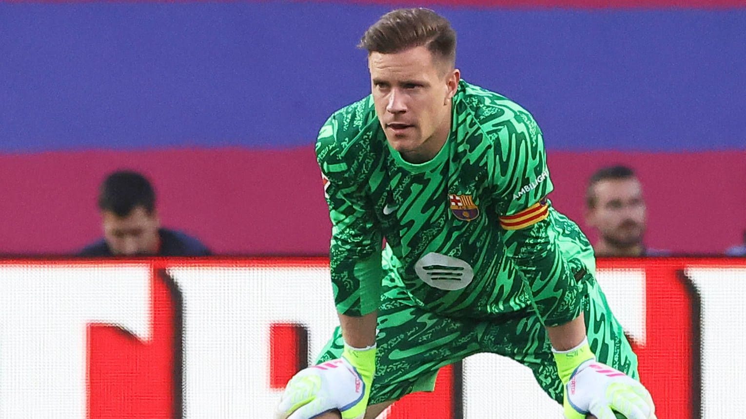 Marc-André ter Stegen: Er kassiert in der spanischen Metropole ein üppiges Gehalt. Marc-André ter Stegen: Er kassiert in der spanischen Metropole ein üppiges Gehalt.