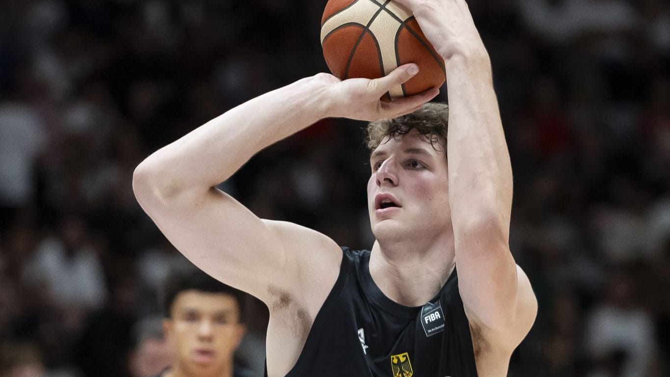 Hannes Steinbach: Der 19-Jährige machte im Finale der WM ein starktes Spiel. Hannes Steinbach: Der 19-Jährige machte im Finale der WM ein starktes Spiel.