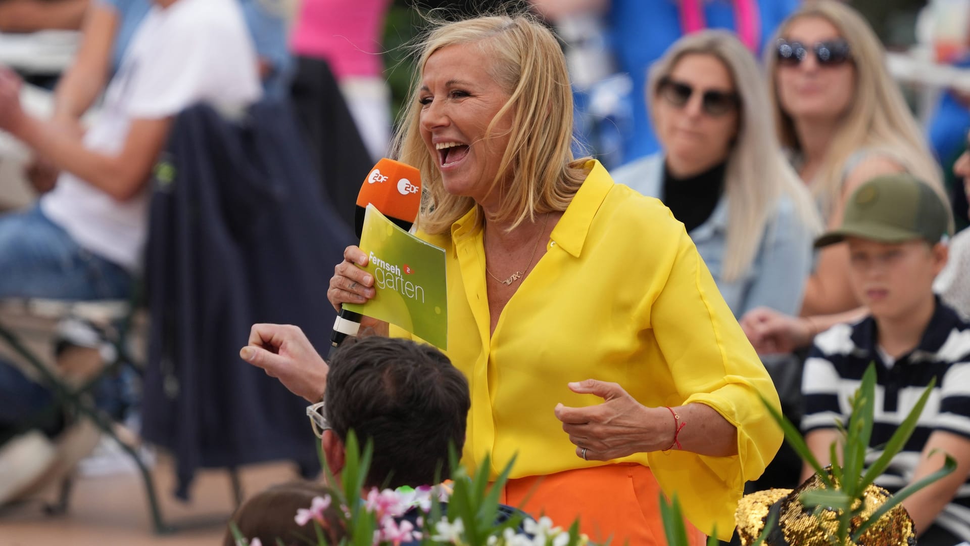 Andrea Kiewel: Die Moderatorin steht seit 25 Jahren für den "Fernsehgarten" vor der Kamera. Andrea Kiewel: Die Moderatorin steht seit 25 Jahren für den "Fernsehgarten" vor der Kamera.