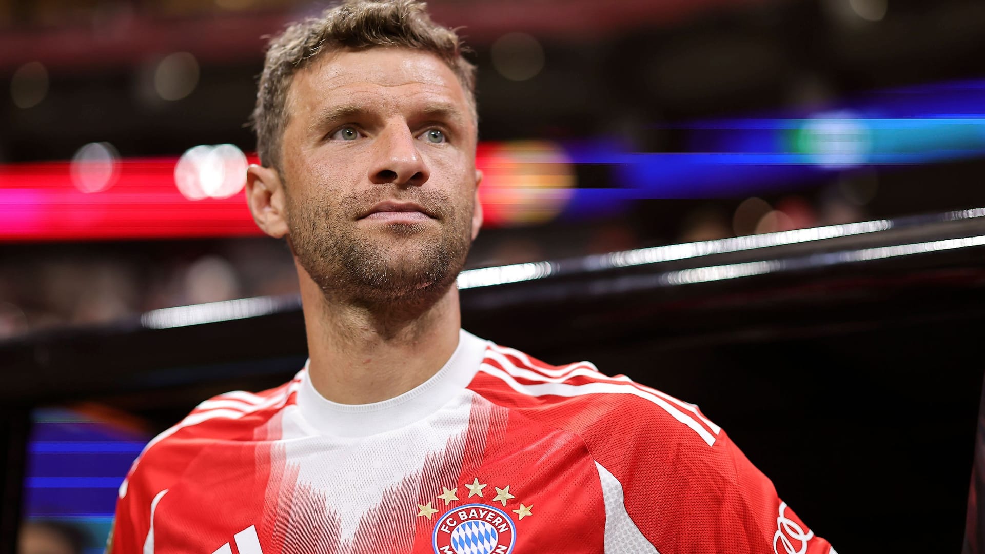 Thomas Müller: Der Nationalspieler hängt offenbar noch mindestens ein Jahr dran. Thomas Müller: Der Nationalspieler hängt offenbar noch mindestens ein Jahr dran.
