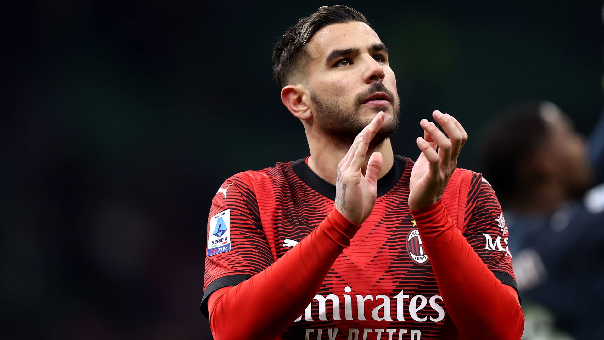 Blick nach München? Milans Theo Hernandez. Blick nach München? Milans Theo Hernandez.