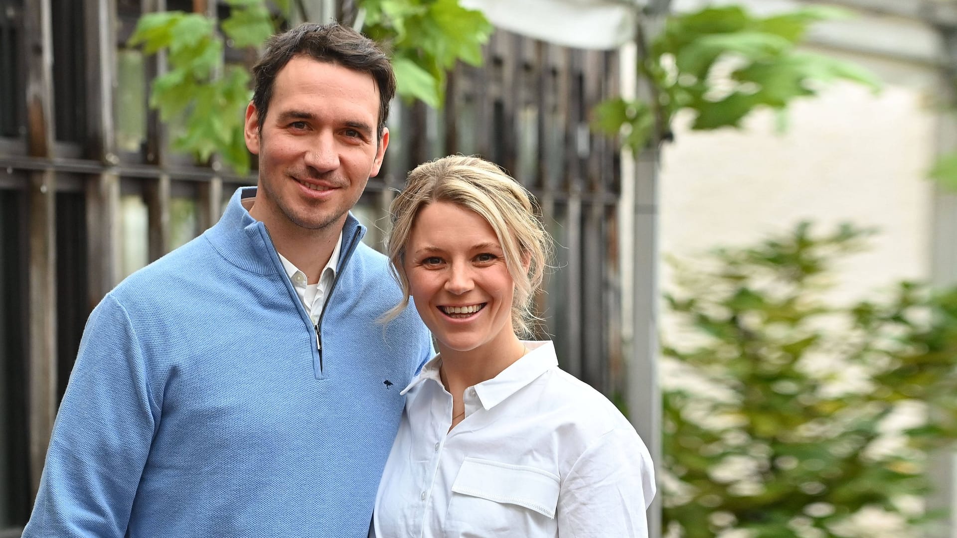 Felix Neureuther und Ehefrau Miriam Neureuther: Er war früher Skirennfahrer, sie als Biathletin aktiv. Felix Neureuther und Ehefrau Miriam Neureuther: Er war früher Skirennfahrer, sie als Biathletin aktiv.