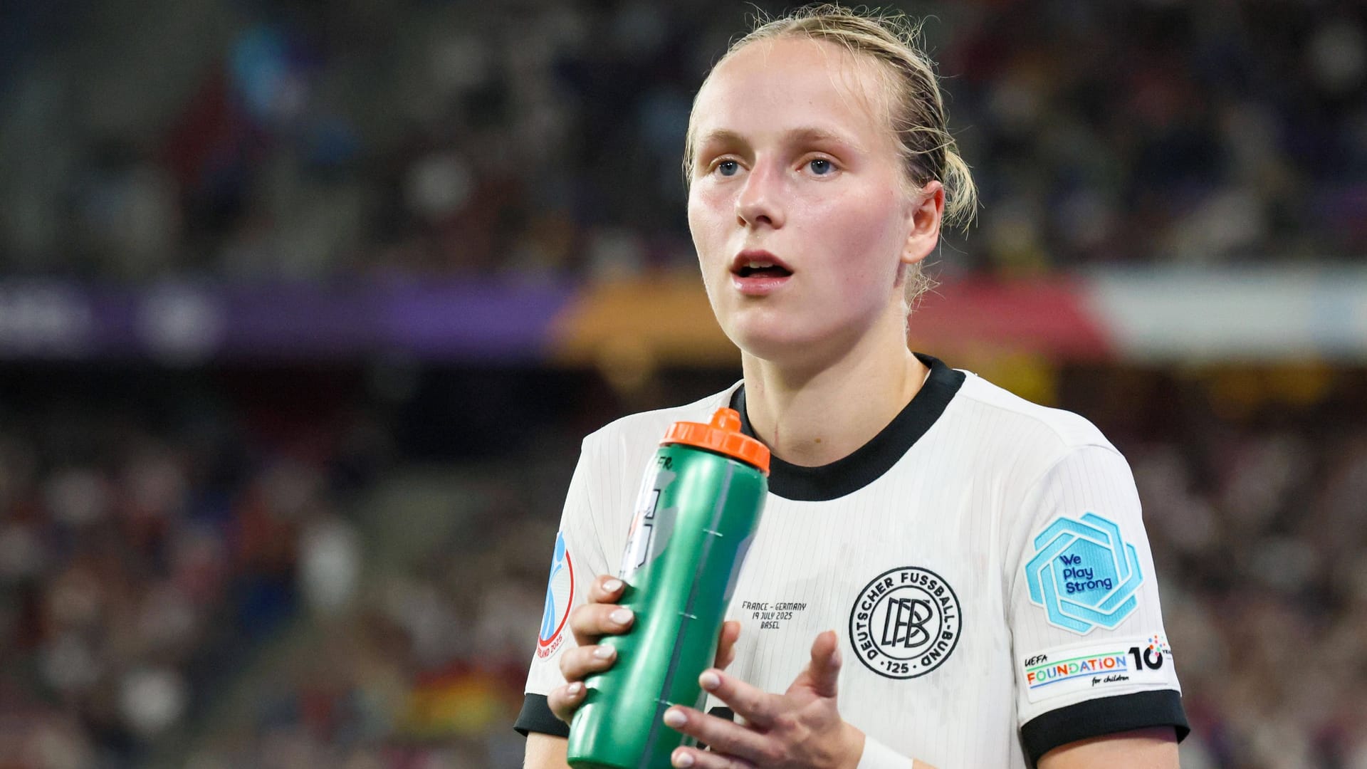 Franziska Kett: Sie kann aktuell nicht mit der Mannschaft trainieren. Franziska Kett: Sie kann aktuell nicht mit der Mannschaft trainieren.