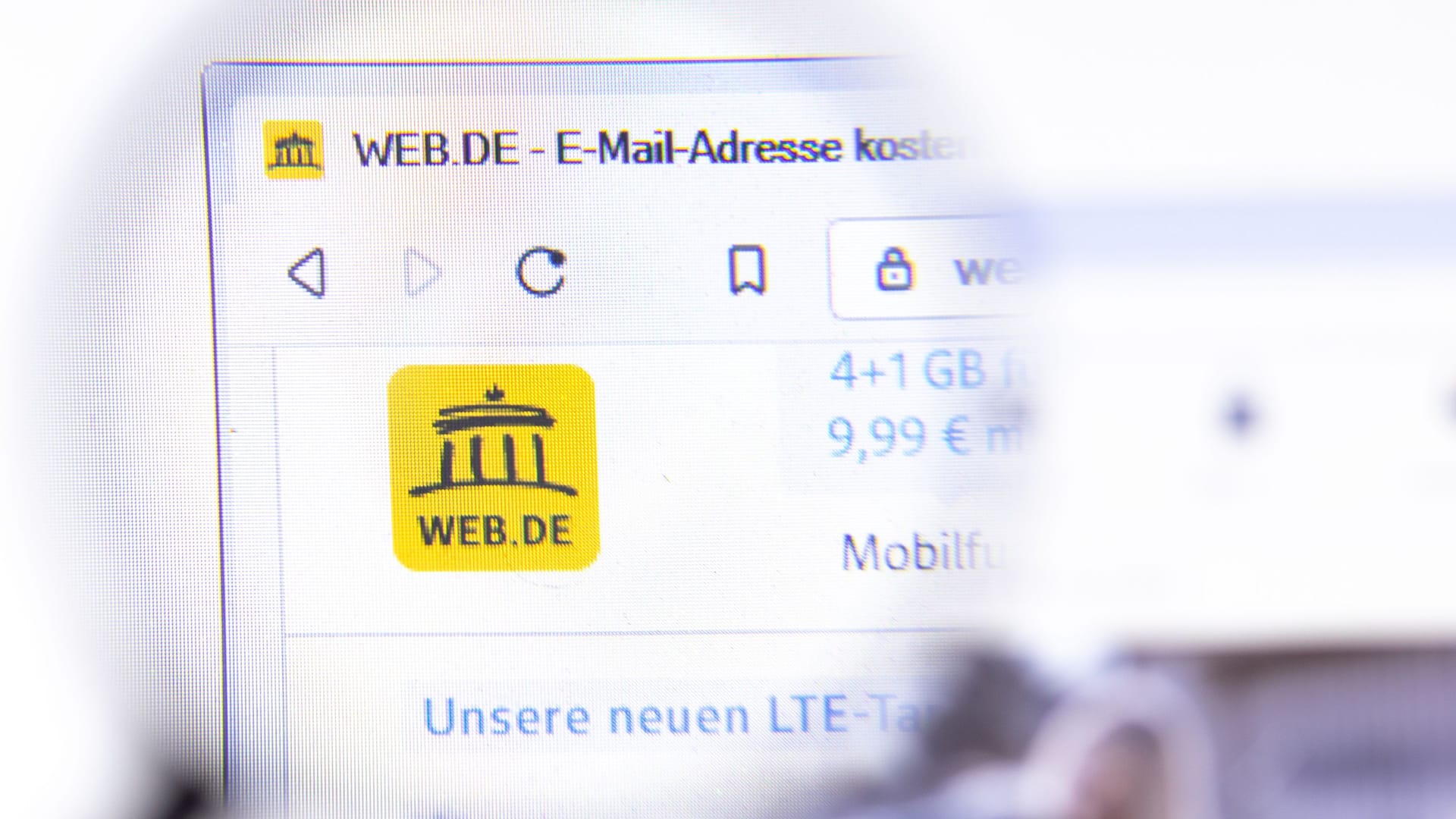 Los Angeles, California, USA - 18.02.2020: WEB website page with close up logo. Web.de site icon on screen, Illustrative Editorial Los Angeles, California, USA - 18.02.2020: WEB website page with close up logo. Web.de site icon on screen, Illustrative Editorial