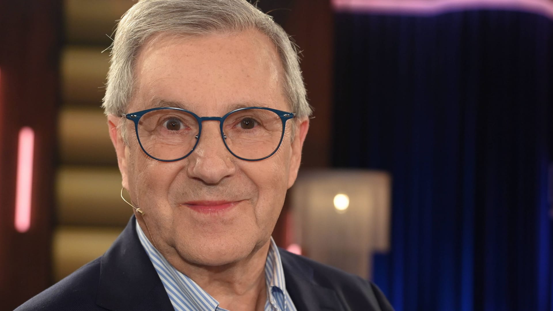 Jan Hofer: Der TV-Star genießt seinen Ruhestand. Jan Hofer: Der TV-Star genießt seinen Ruhestand.