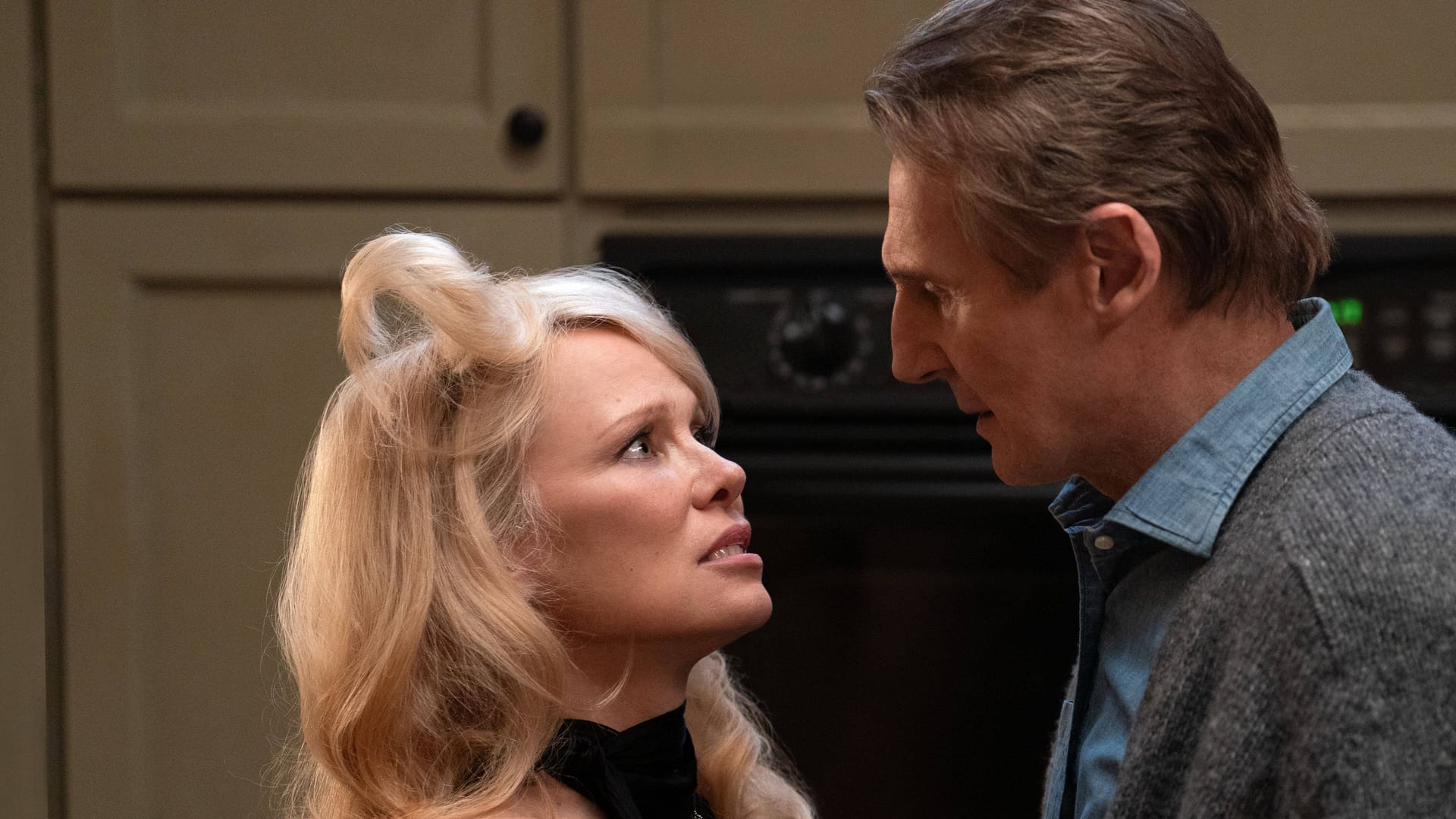 Pamela Anderson und Liam Neeson: Sie spielen in der Neuauflage von "Die nackte Kanone" mit.