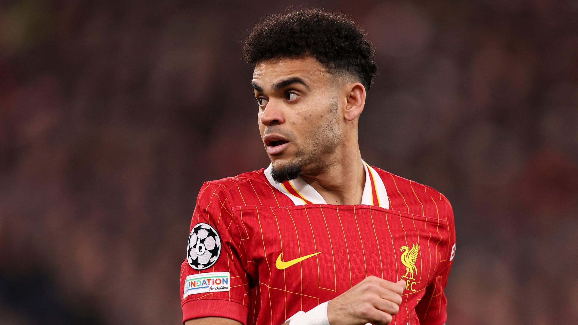 Im Visier des FC Bayern: Trägt Liverpools Luis Diáz kommende Saison ein anderes Rot als das vom FC Liverpool? Im Visier des FC Bayern: Trägt Liverpools Luis Diáz kommende Saison ein anderes Rot als das vom FC Liverpool?