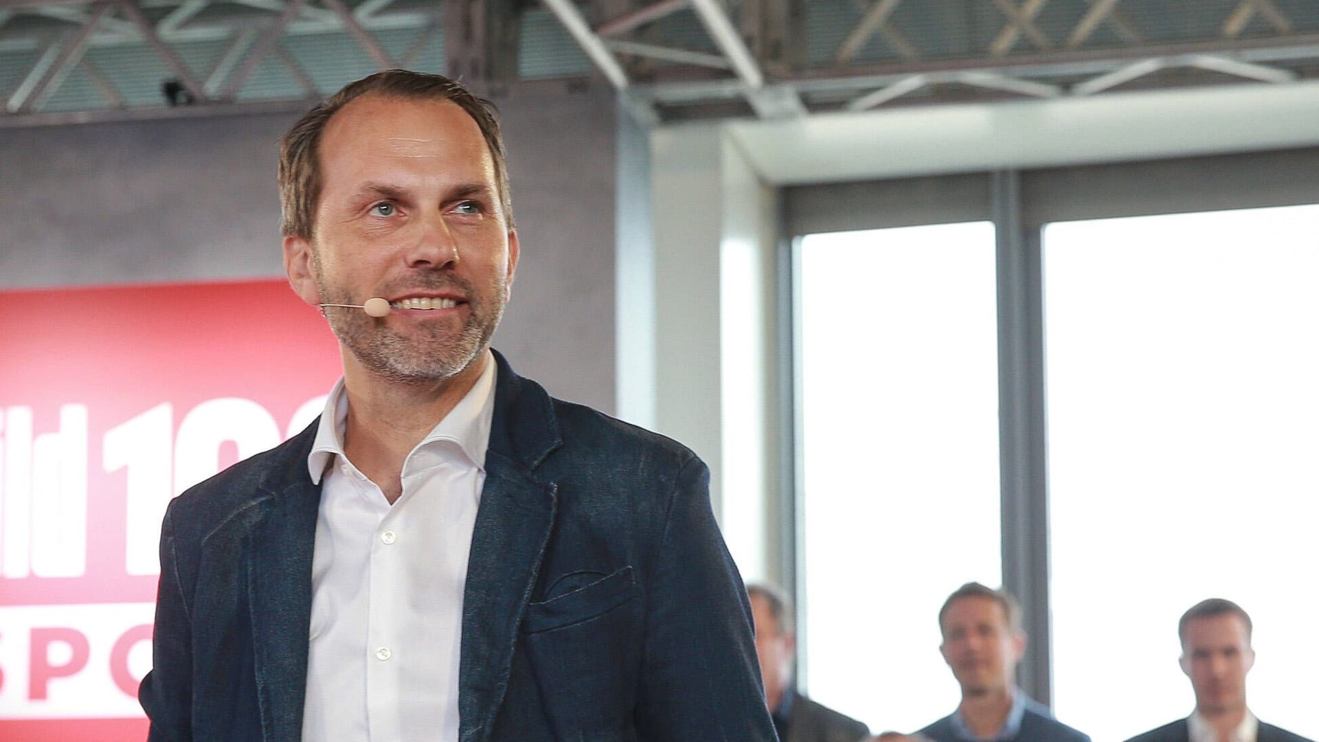 Matthias Brügelmann: Er verlässt Axel Springer. Matthias Brügelmann: Er verlässt Axel Springer.