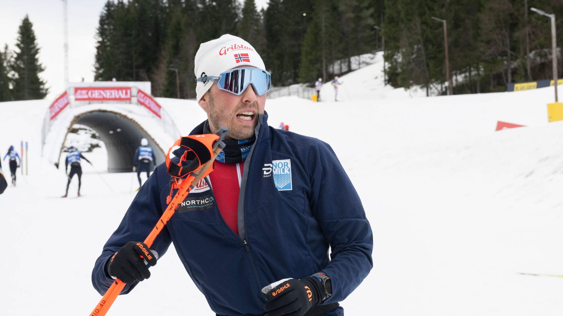Emil Iversen: Der Norweger wird zu einer Trainingspause gezwungen. Emil Iversen: Der Norweger wird zu einer Trainingspause gezwungen.
