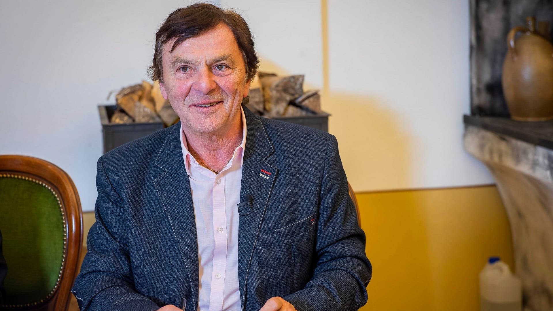 Pavel Trávníček anlässlich einer Autogrammstunde für "Drei Haselnüsse für Aschenbrödel" im November 2023. Pavel Trávníček anlässlich einer Autogrammstunde für "Drei Haselnüsse für Aschenbrödel" im November 2023.
