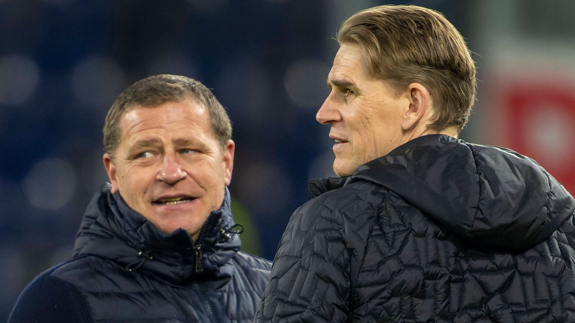 Christoph Freund (r.) neben Max Eberl: Der Sportdirektor des FC Bayern wird einem Bericht zufolge von seinem alten Arbeitgeber umworben. Christoph Freund (r.) neben Max Eberl: Der Sportdirektor des FC Bayern wird einem Bericht zufolge von seinem alten Arbeitgeber umworben.