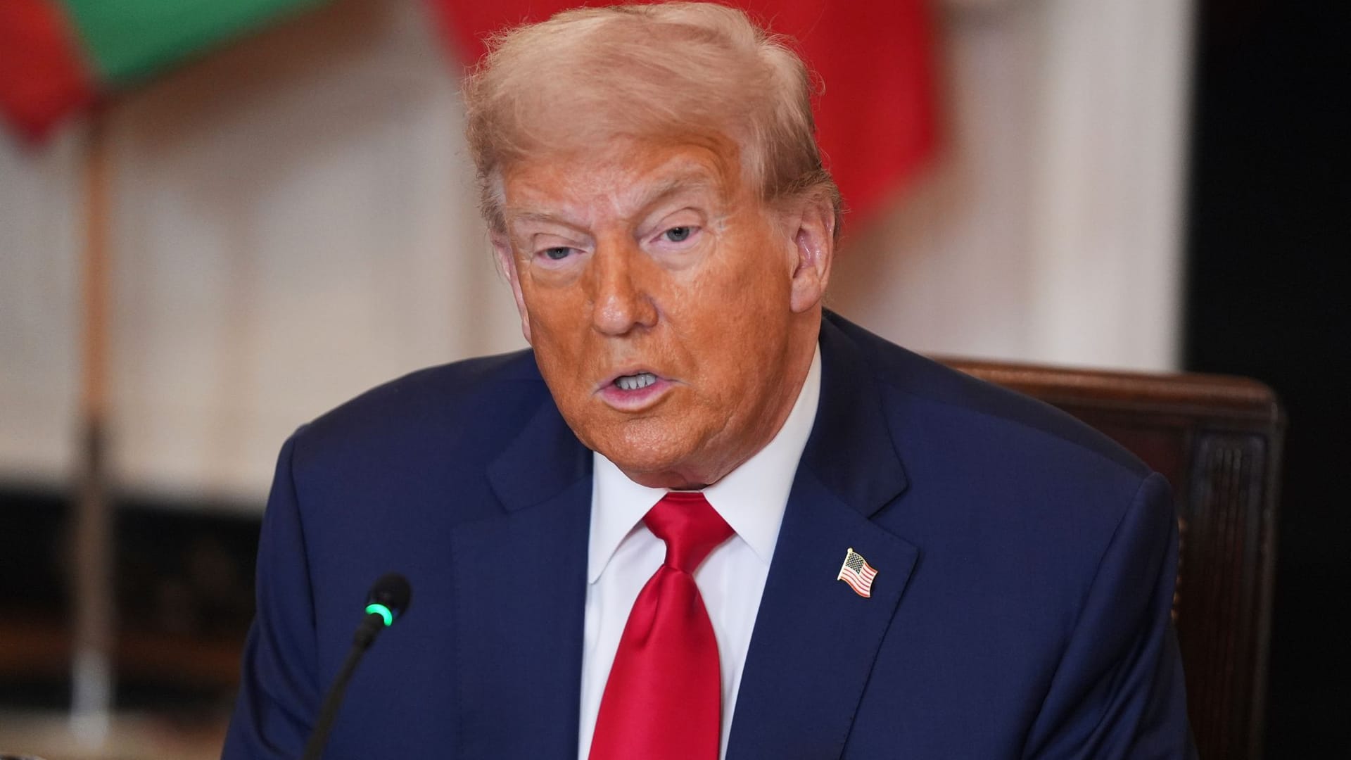 Donald Trump: Er stritt schon mehrfach öffentlich mit Hollywood-Stars. Donald Trump: Er stritt schon mehrfach öffentlich mit Hollywood-Stars.