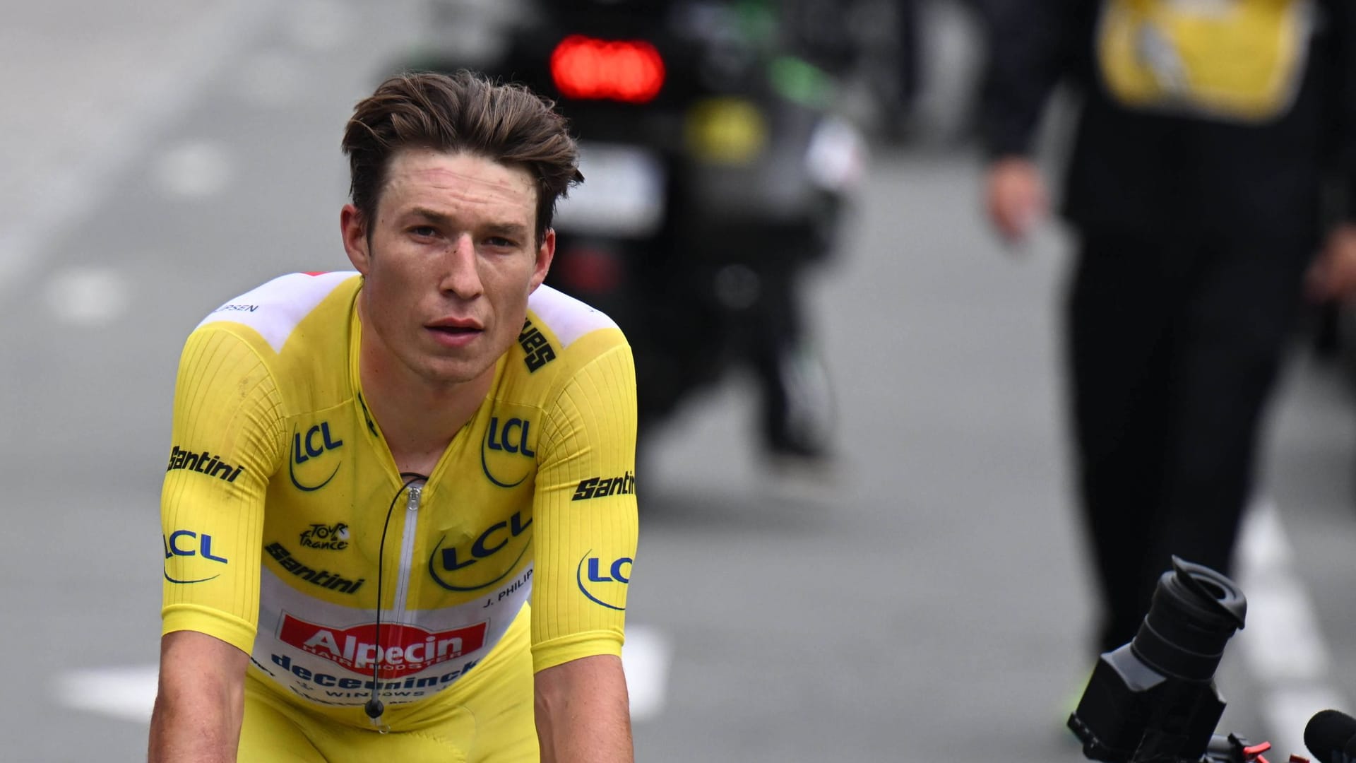 Jasper Philipsen: Der Belgier trug bei der diesjährigen Tour bereits das Gelbe und Grüne Trikot. Jasper Philipsen: Der Belgier trug bei der diesjährigen Tour bereits das Gelbe und Grüne Trikot.