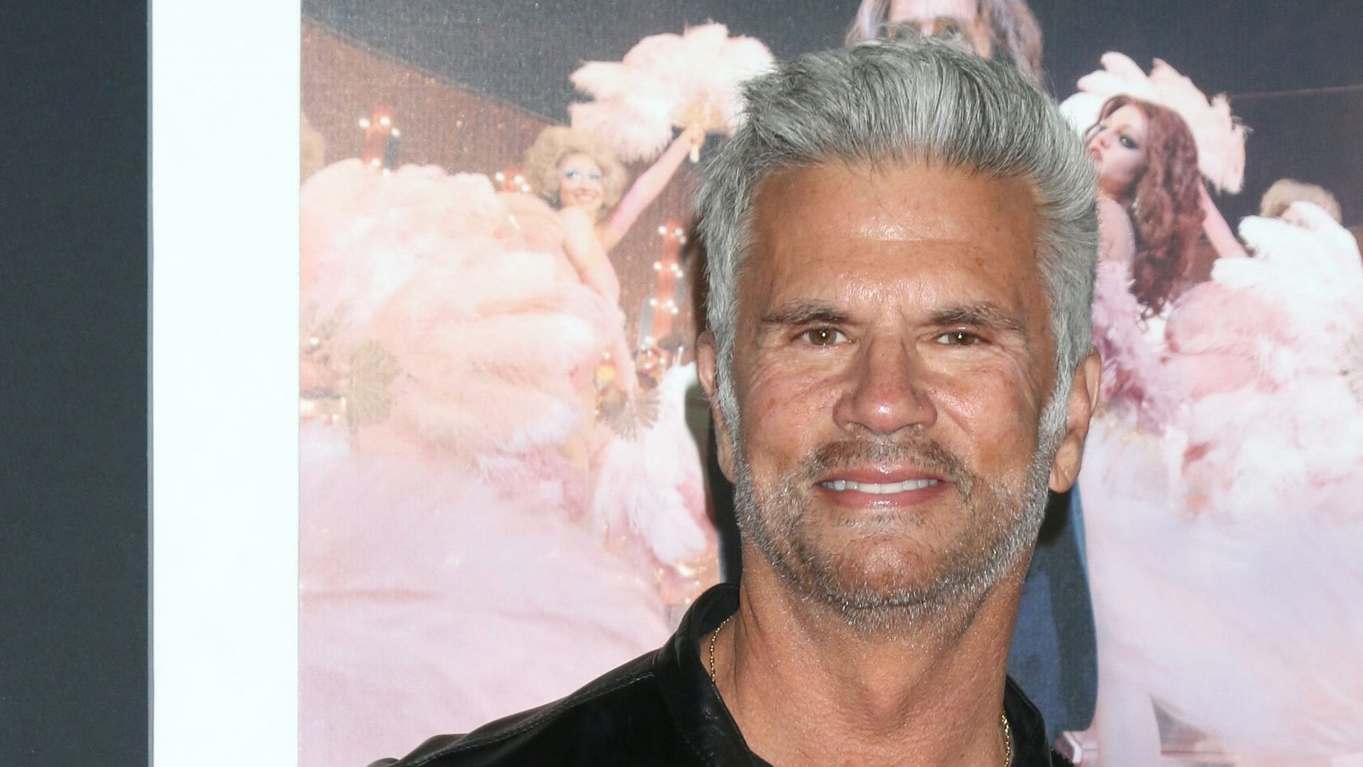 Lorenzo Lamas: Der Schauspieler ist aus der Serie "Renegade – Gnadenlose Jagd" bekannt. Lorenzo Lamas: Der Schauspieler ist aus der Serie "Renegade – Gnadenlose Jagd" bekannt.