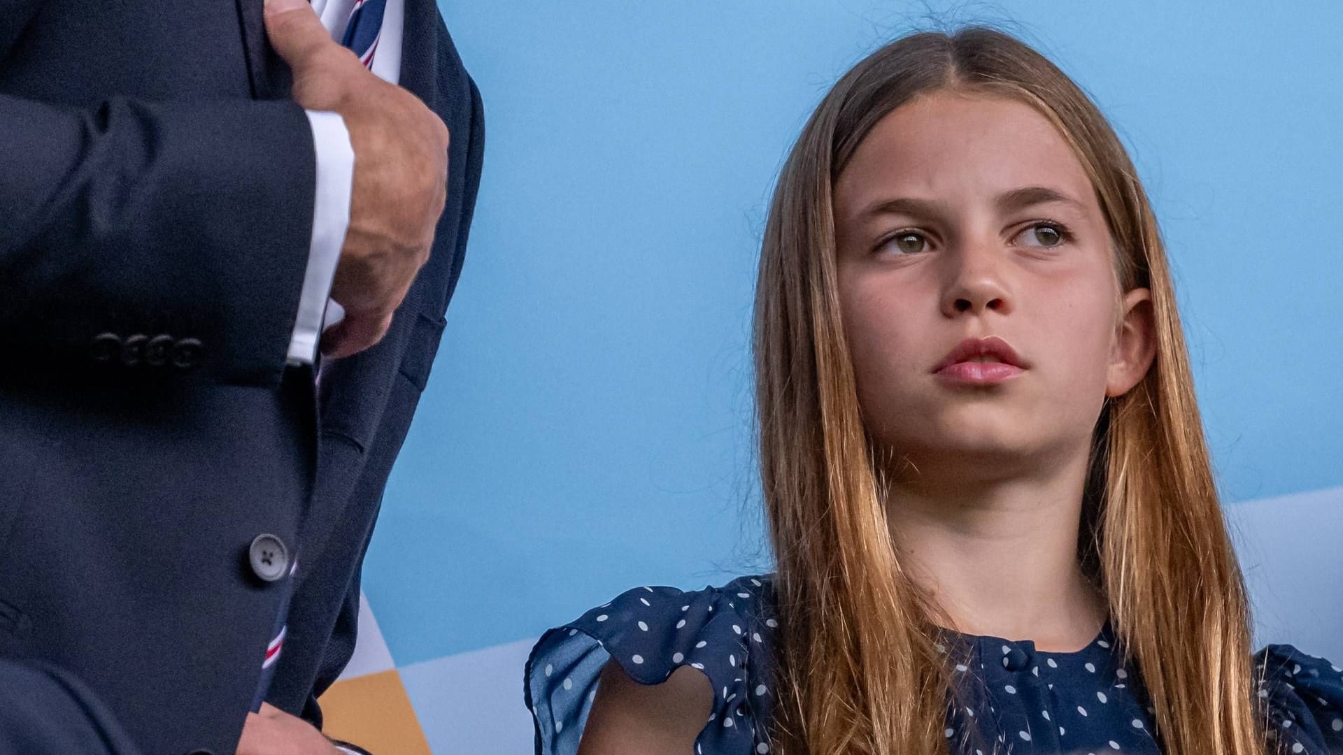 Prinzessin Charlotte: Sie besuchte mit ihrem Vater Prinz William das EM-Finale in Basel.