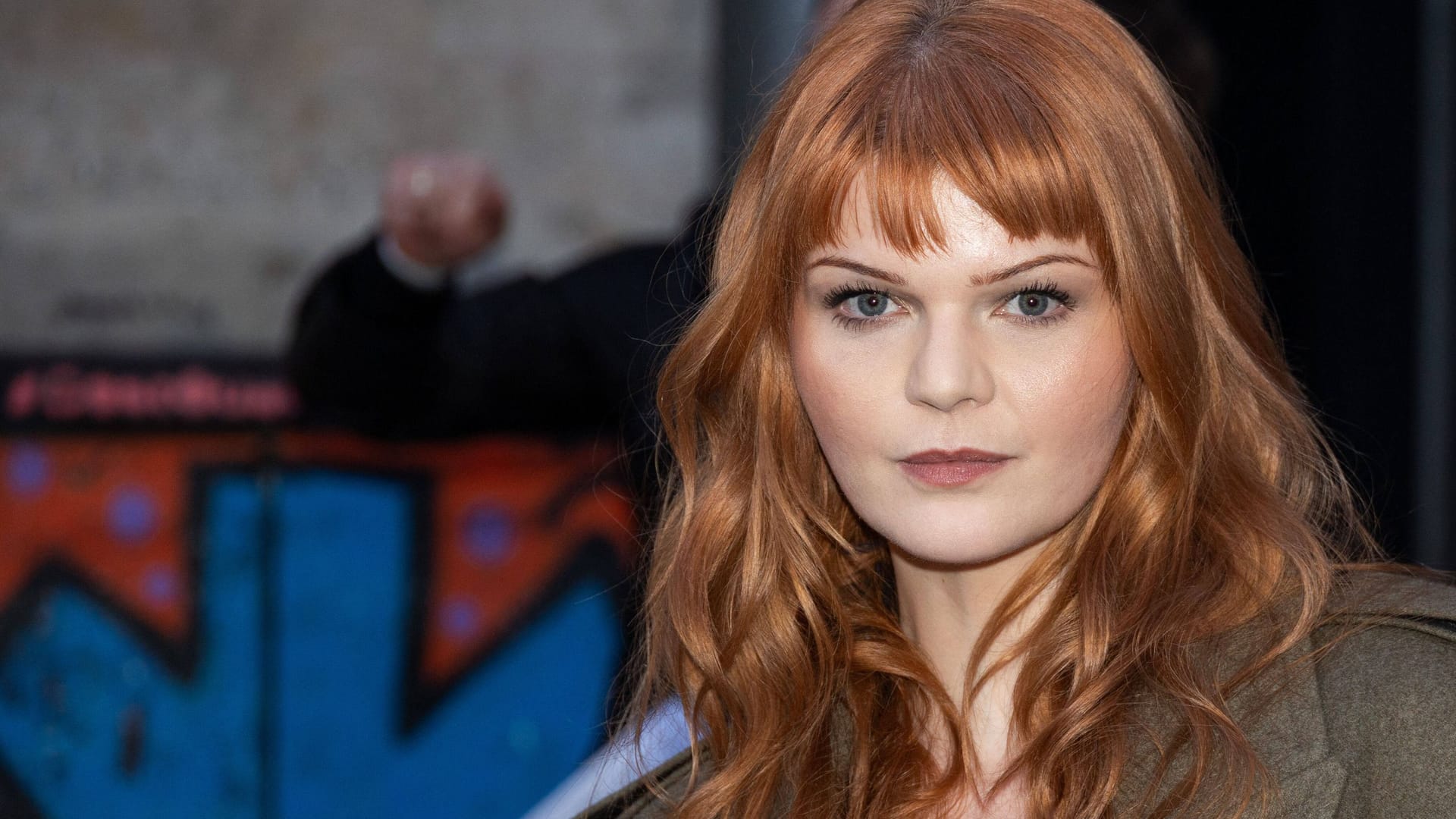 Sophie Passmann: Die Autorin hat sich von ihren roten Haaren verabschiedet. Sophie Passmann: Die Autorin hat sich von ihren roten Haaren verabschiedet.