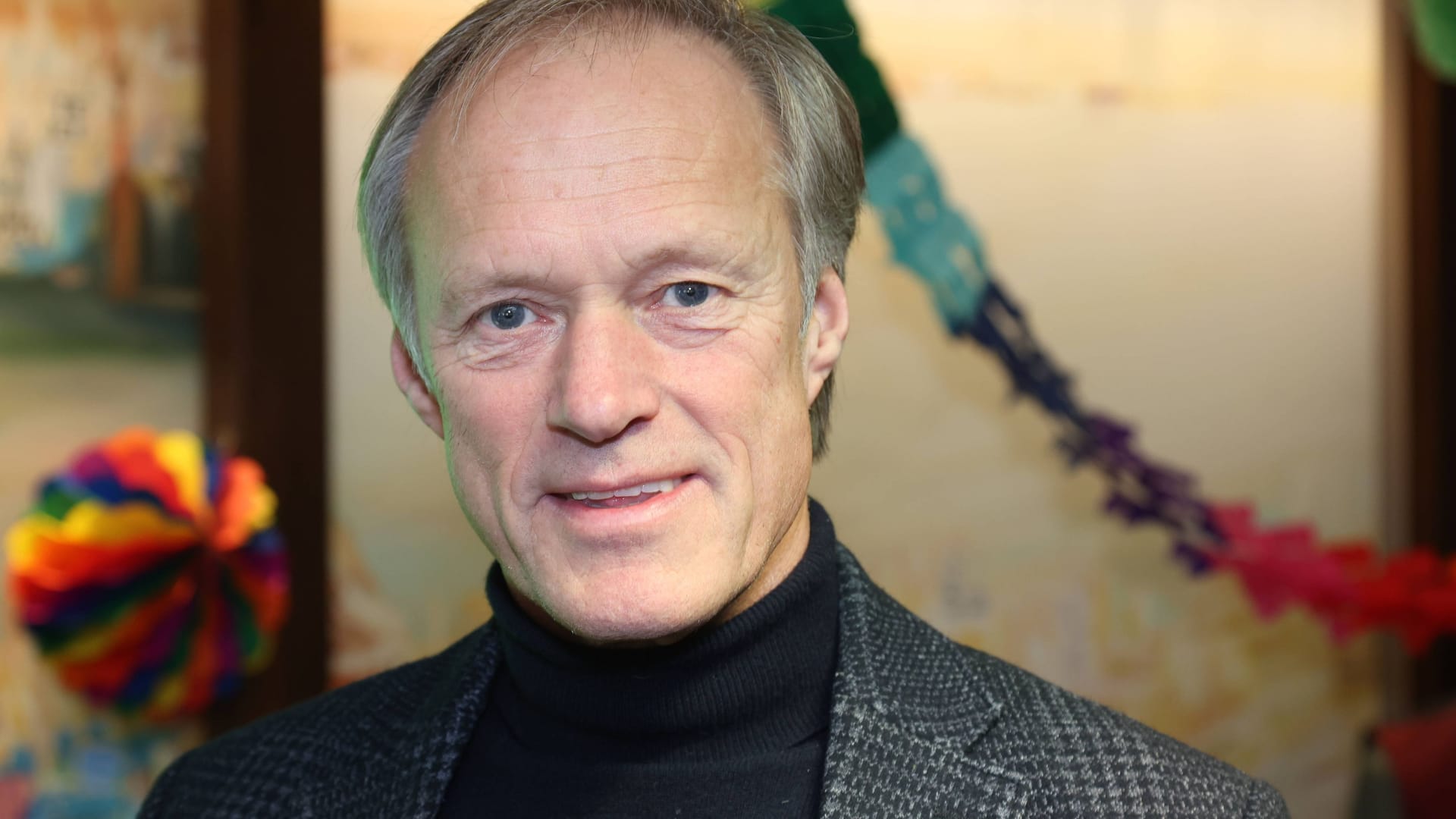 Gerhard Delling: Er und seine Lebensgefährtin Christina Block müssen sich wegen mutmaßlicher Kindesentführung vor Gericht verantworten. Gerhard Delling: Er und seine Lebensgefährtin Christina Block müssen sich wegen mutmaßlicher Kindesentführung vor Gericht verantworten.