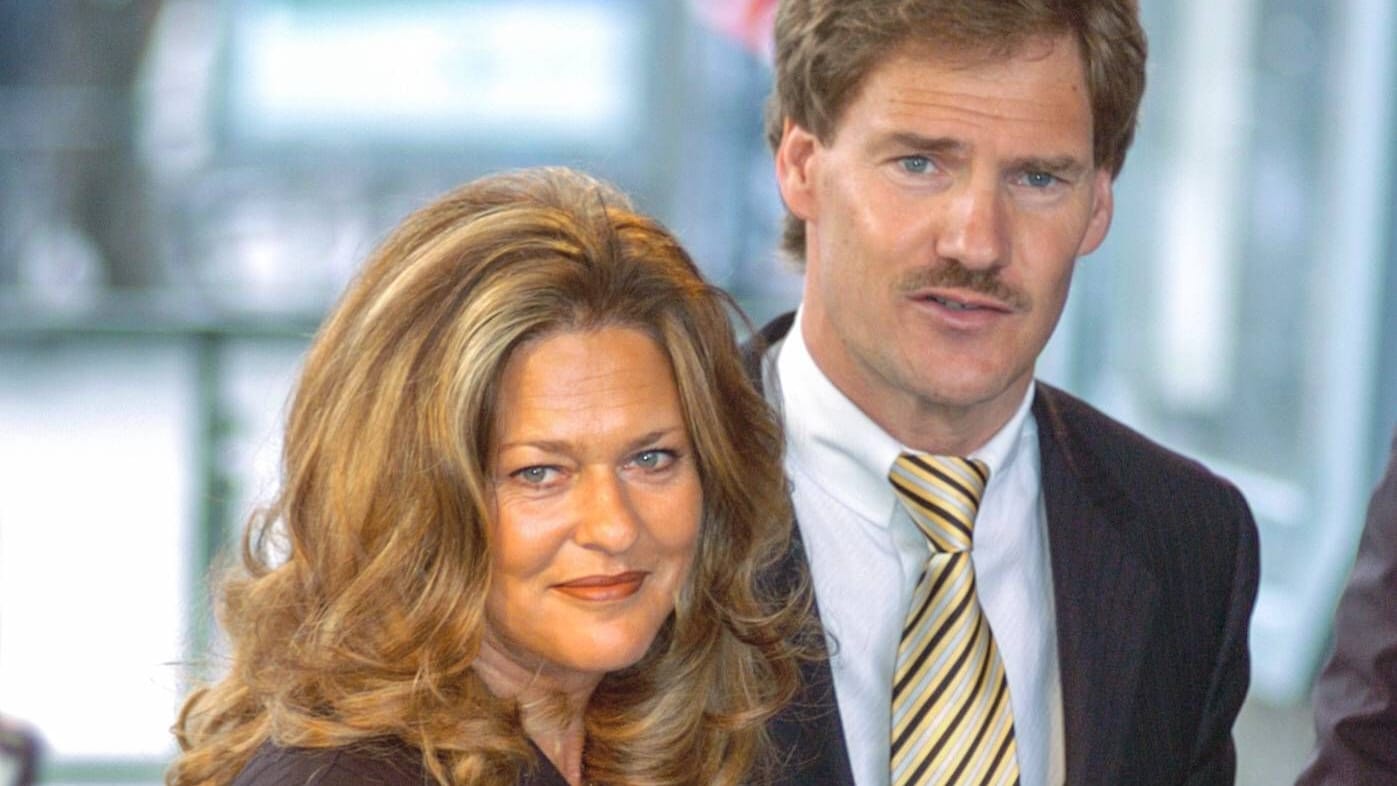 Carsten Maschmeyer und seine damalige Ehefrau Bettina: Die beiden waren von 1989 bis 2009 verheiratet. Carsten Maschmeyer und seine damalige Ehefrau Bettina: Die beiden waren von 1989 bis 2009 verheiratet.