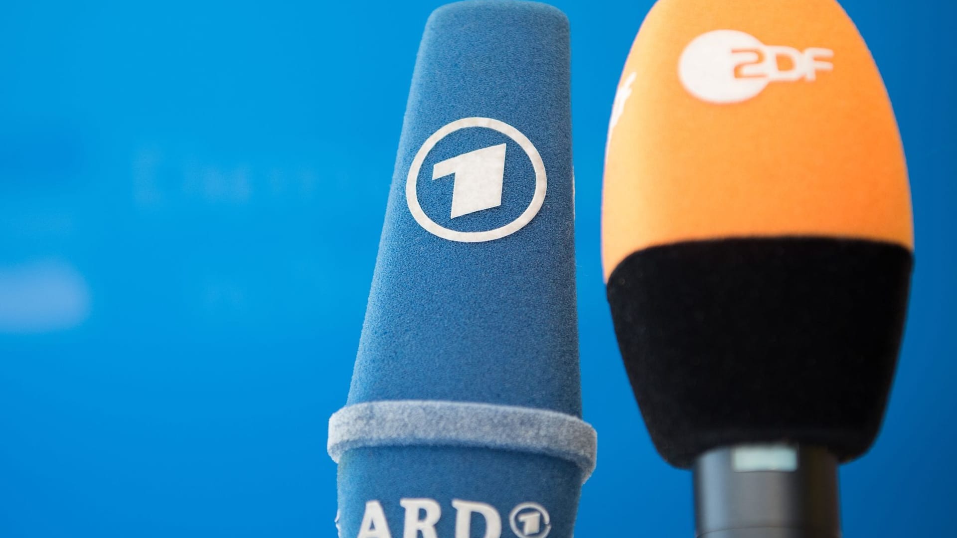 ARD und ZDF: Im öffentlich-rechtlichen Rundfunk gibt es eine Programmänderung. ARD und ZDF: Im öffentlich-rechtlichen Rundfunk gibt es eine Programmänderung.
