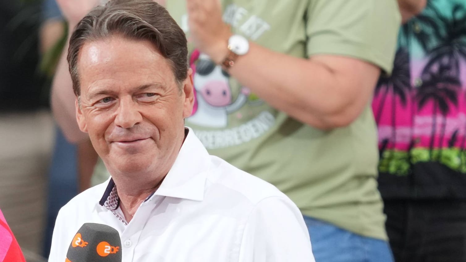 Rudi Cerne moderierte zusammen mit Andrea Kiewel den "ZDF-Fernsehgarten". Rudi Cerne moderierte zusammen mit Andrea Kiewel den "ZDF-Fernsehgarten".