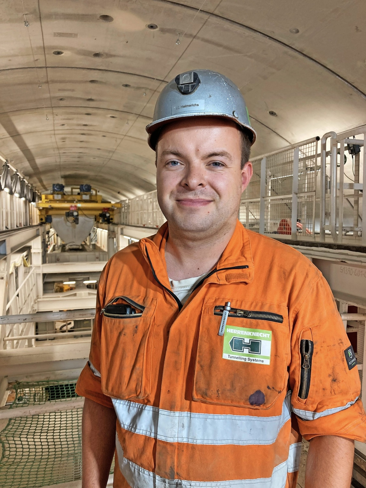 Herrenknecht-Ingenieur Hauke Helmerichs kennt seine Tunnelbohrmaschine genau.