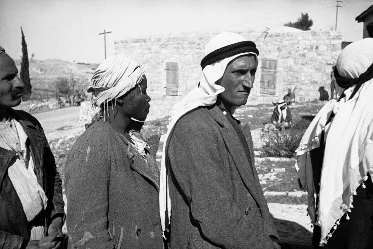 Am 9. Januar 1939 verhaftete die britische Armee in der Nähe von Jerusalem eine Gruppe von Arabern, die sich der Mitwirkung am Aufstand gegen die Mandatsmacht verdächtig gemacht hatten.