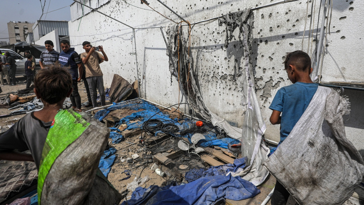 Das Zelt in Gaza-Stadt, in dem das Al Jazeera-Team rund um Anas al-Sharif getötet wurde.
