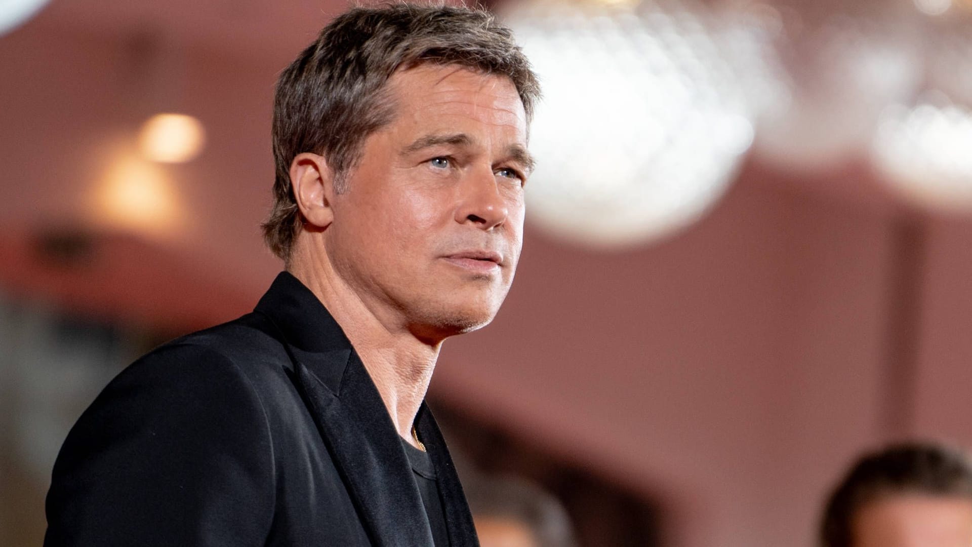 Brad Pitt: Er zeigte seine Freundin erstmals in der Öffentlichkeit. Brad Pitt: Er zeigte seine Freundin erstmals in der Öffentlichkeit.