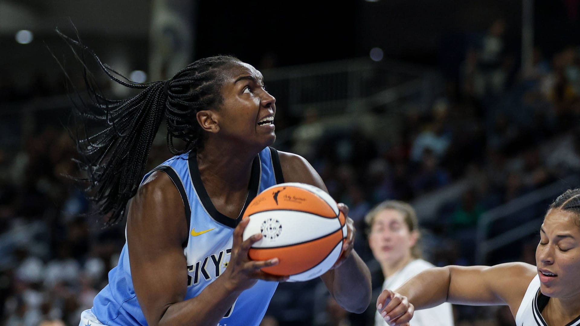 Elizabeth Williams: Sie spielt seit 2023 bei Chicago Sky. Elizabeth Williams: Sie spielt seit 2023 bei Chicago Sky.